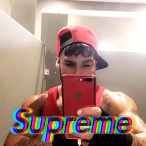 Meet your Posher, Yansy